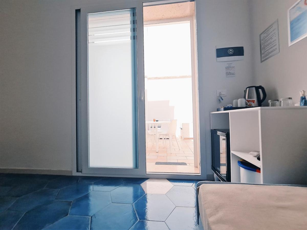 Kalinifta Rooms Apartment Torre Lapillo Exterior photo