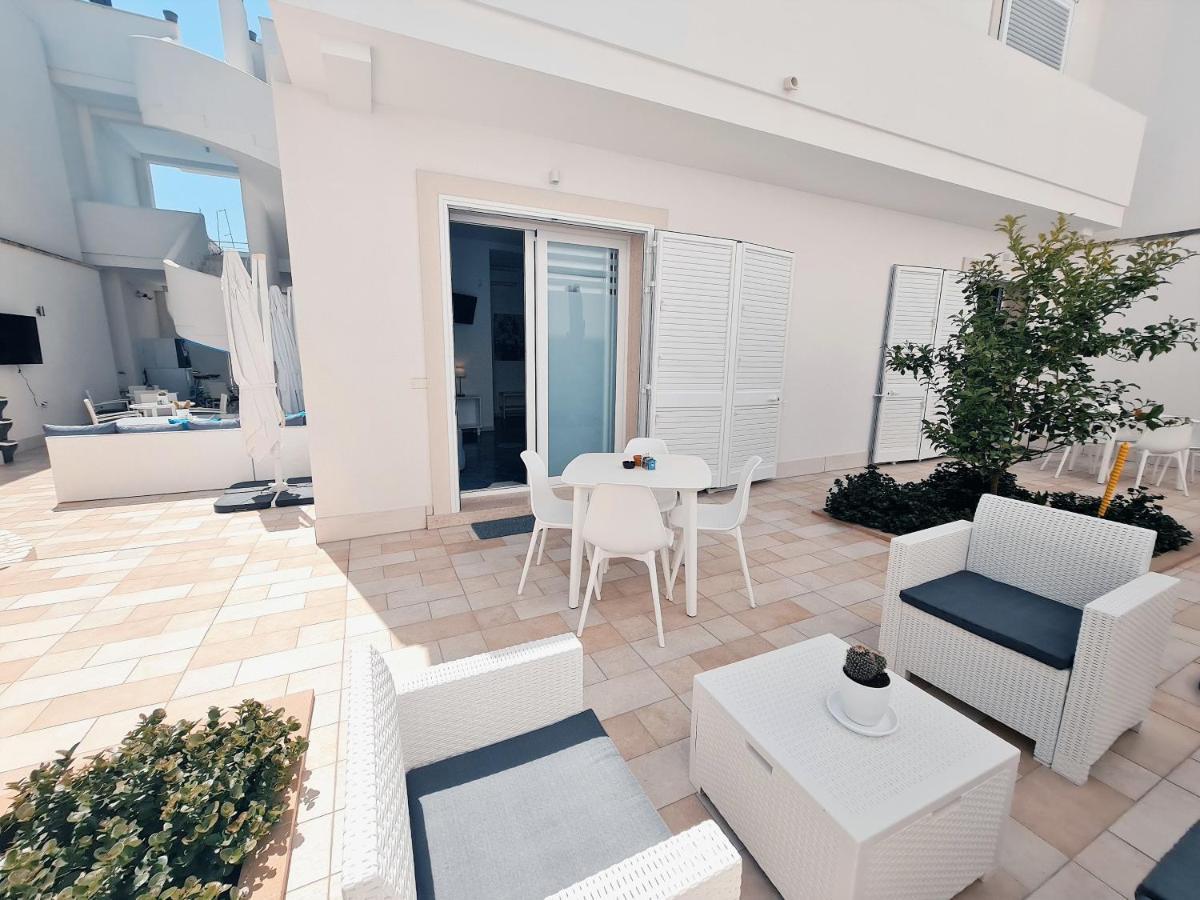 Kalinifta Rooms Apartment Torre Lapillo Exterior photo