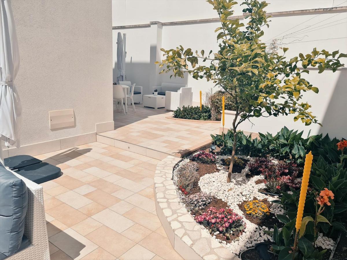 Kalinifta Rooms Apartment Torre Lapillo Exterior photo