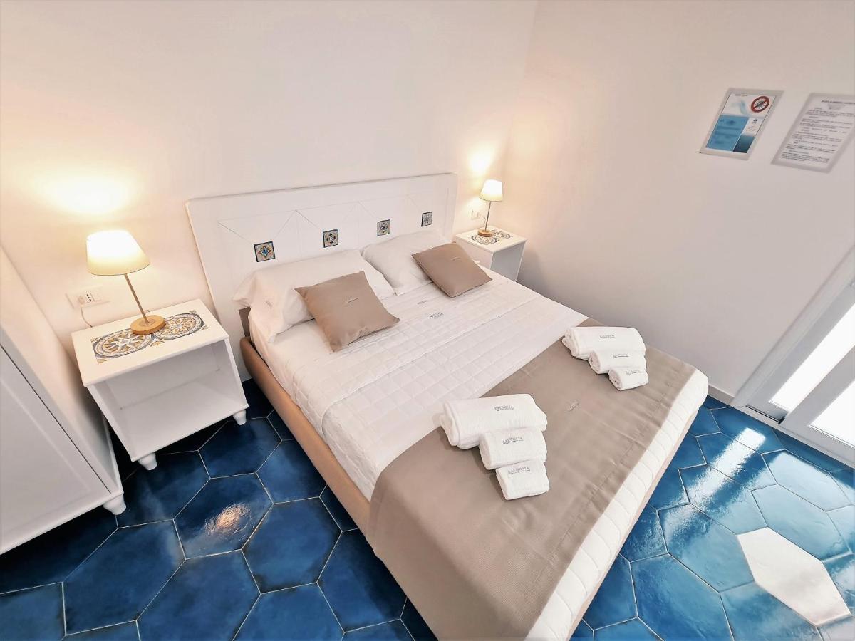Kalinifta Rooms Apartment Torre Lapillo Exterior photo